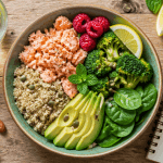 aliment pour perdre le ventre bowl quinoa saumon avocat