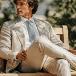 tenue mariage homme été costume lin beige jardin