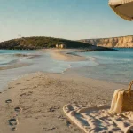 Chypre plage Nissi Beach, sable blanc et eaux turquoise